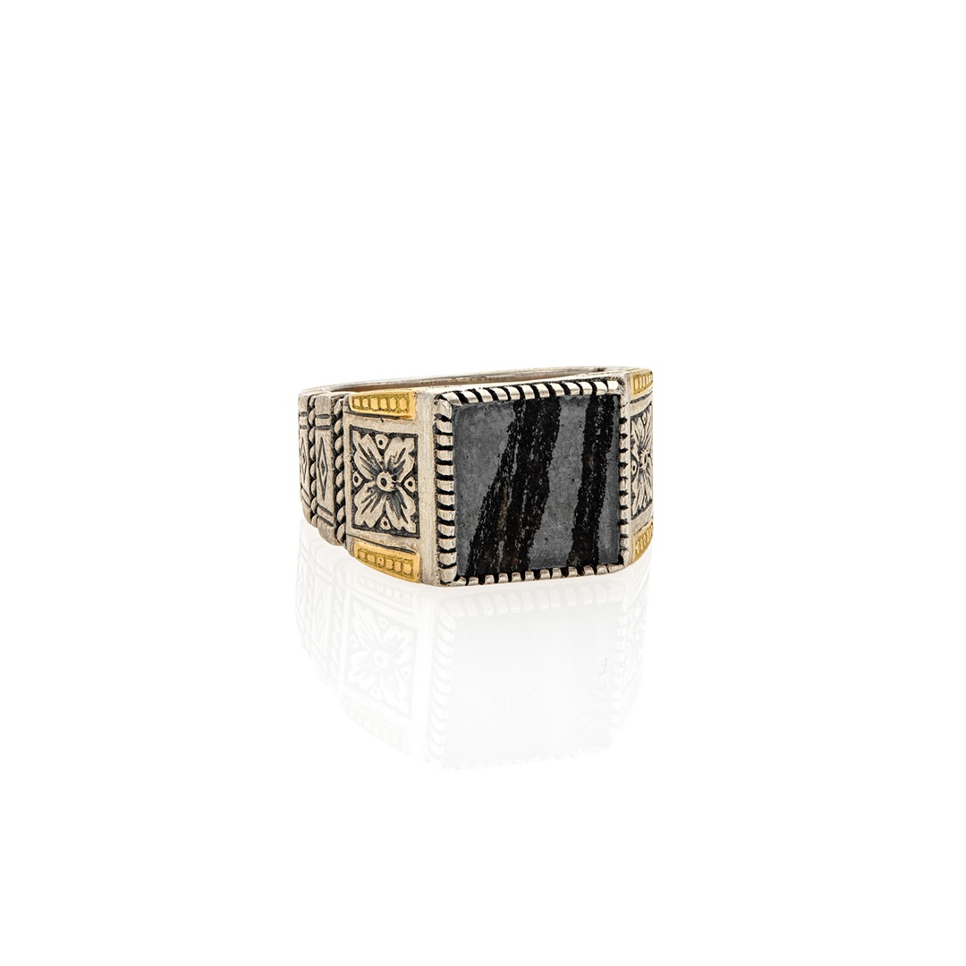 Konstantino mens store ring